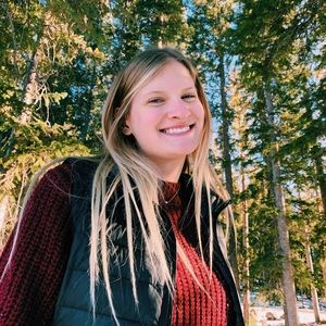 Meet your Posher, Natalie